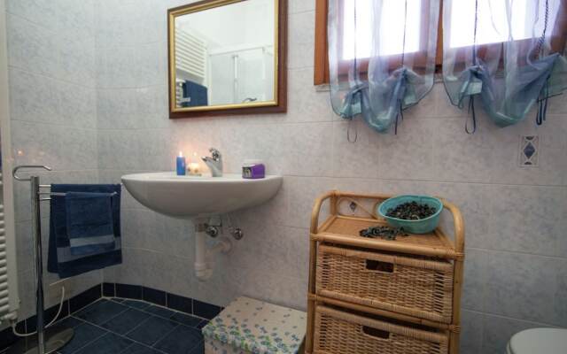 Cosy Holiday Home in Stellanello With Garden