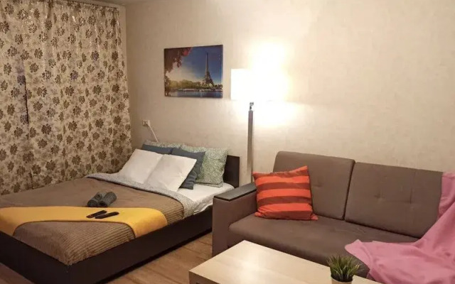 Диван и Чемодан на ул. Дуси Ковальчук, 185Б