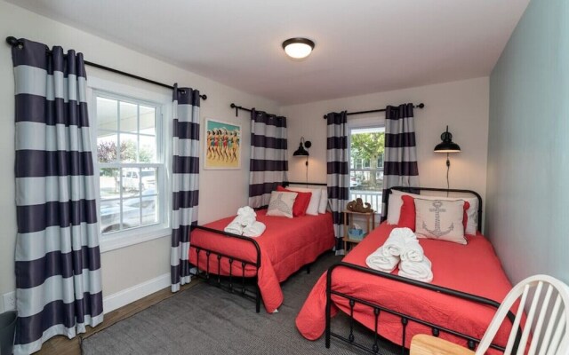 The Grant Beach House Cozy House