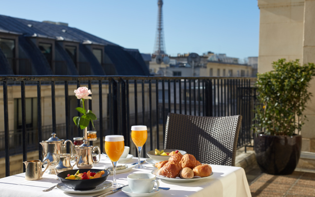 Hotel Raphael