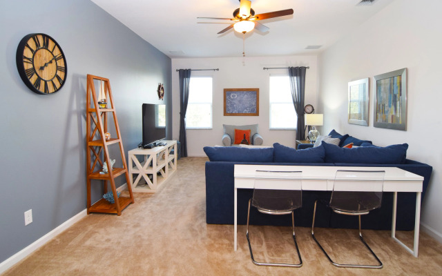 Solterra 2, Davenport, US