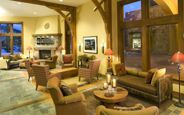 Sundial Lodge