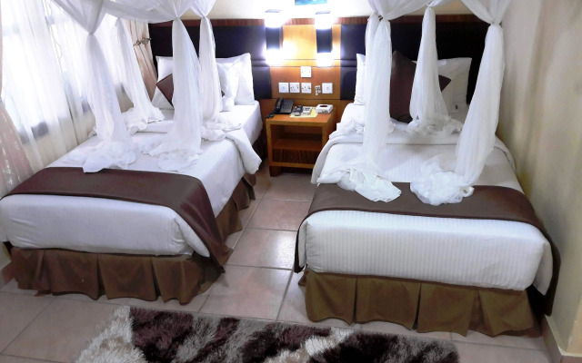 Best Western Jangwani Sea Breeze Hotel