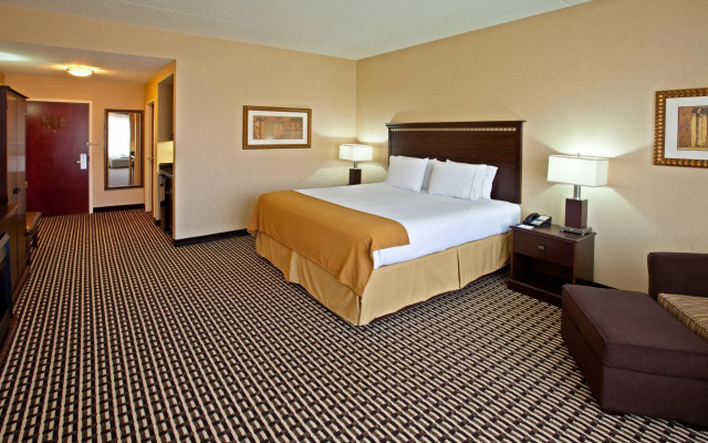 Holiday Inn Express & Suites Seymour by IHG