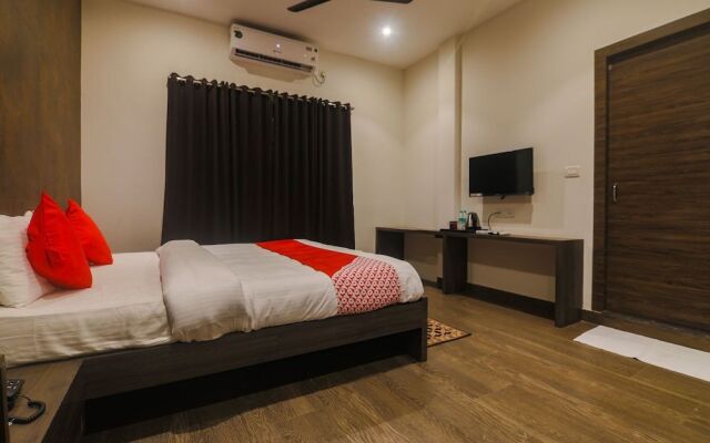 Capital O 36008 Comfort Hotel