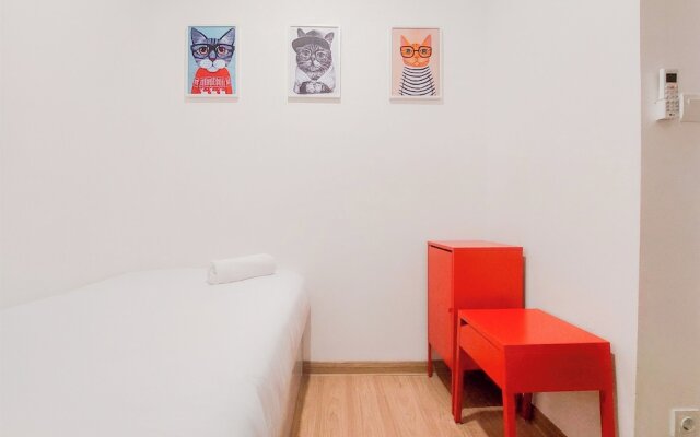 Nice And Homey Living 3Br At Sky House Bsd Apartment