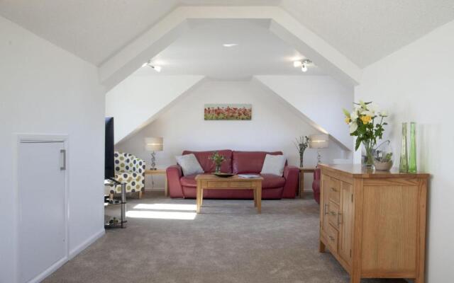 Bridge Apartment