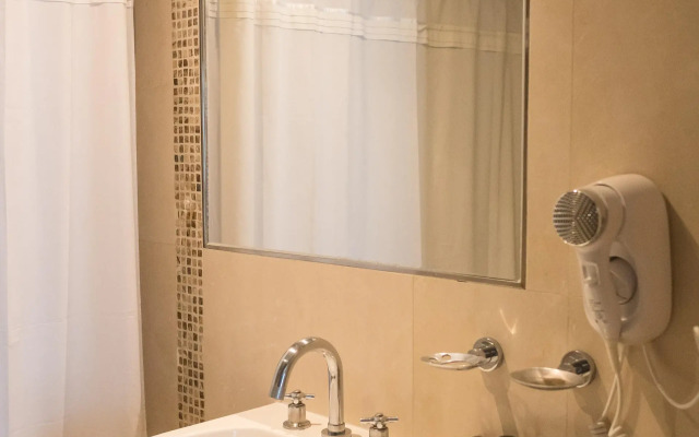 Premium Tower Suites