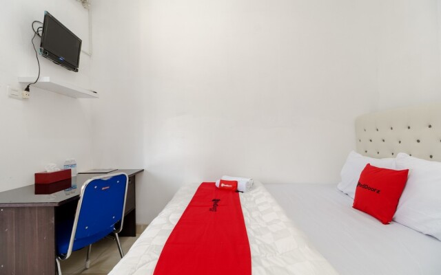 RedDoorz near Jalan MP Mangkunegara Palembang