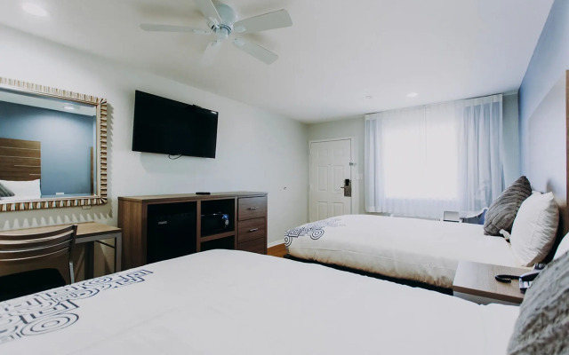 Scottish Inns and Suites - Near Kemah Boardwalk