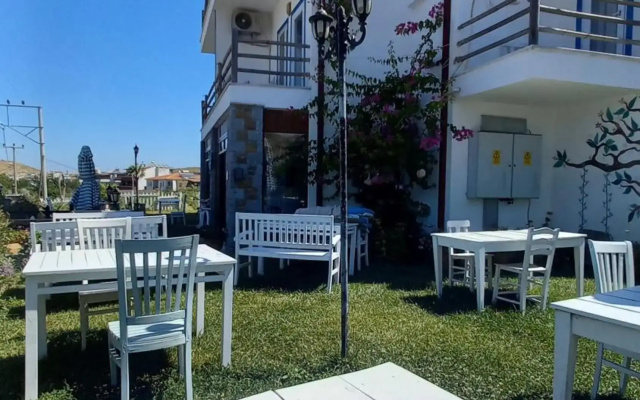 Ada Keki̇ği̇ Pansi̇yon