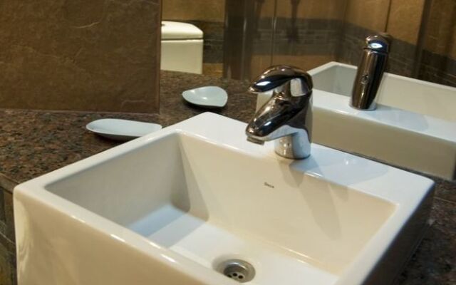 Dot Suites Mendoza