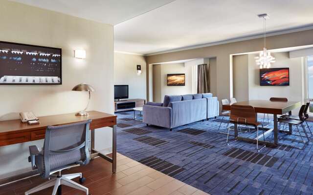 Hilton Newark Airport