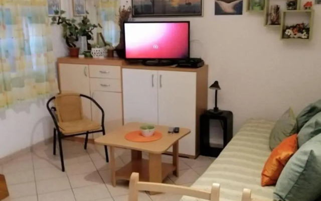 Holiday home Tomy- near Zlatni rat