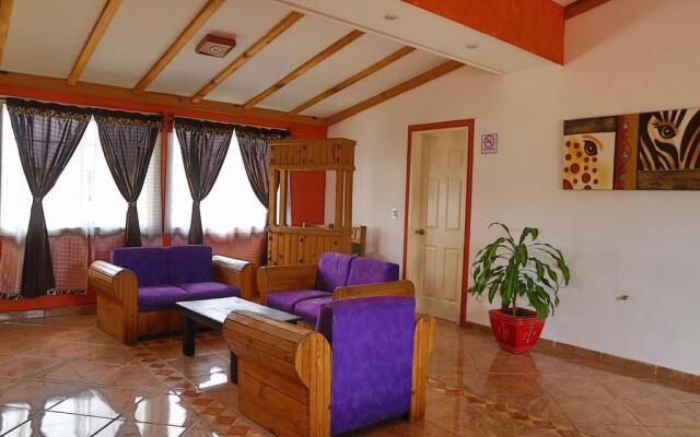 Hotel & Suites Cerro Rojo