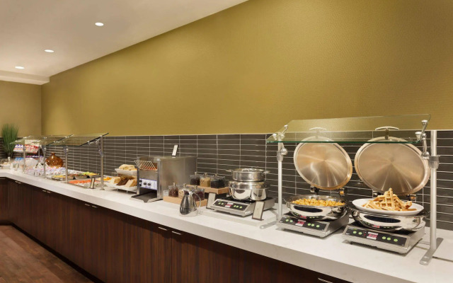 Hilton Vancouver Airport