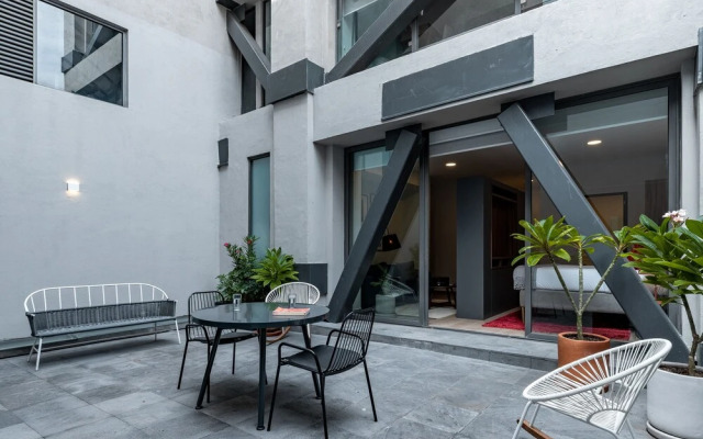 Casai Roma 1 BR Terrace Suite