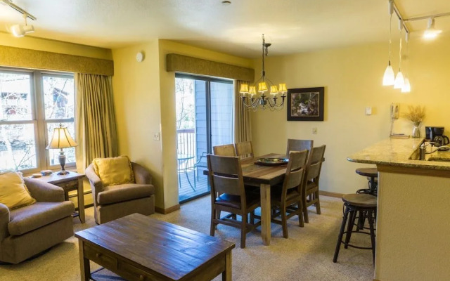 River Mtn Lodge W314