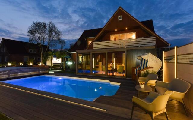 Ferienwohnung Haus zum Seehund mit Pool