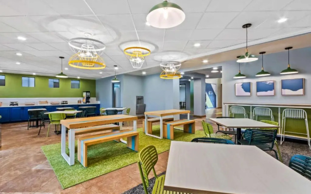 Best Western Legacy Inn & Suites