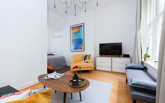 Luxury Studio Apartment in Kensington