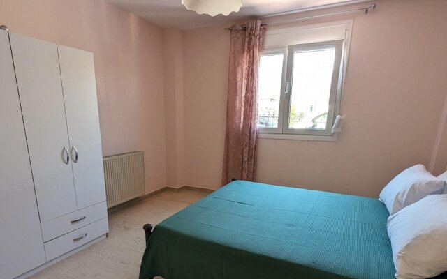 Achilleas Rentals in Kamena Vourla