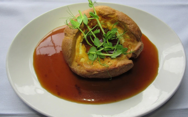 Loftsome Bridge Hotel