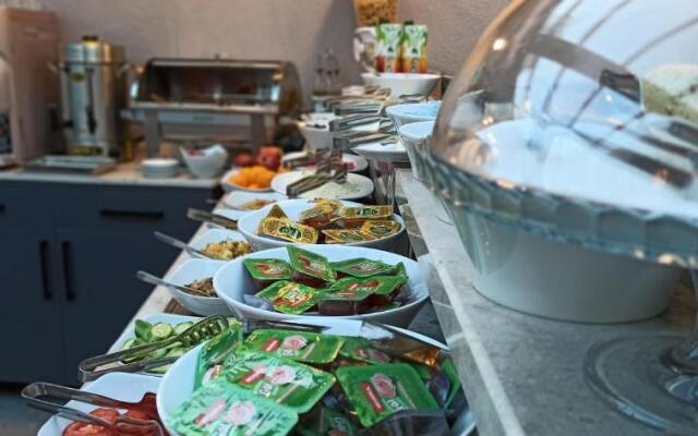 Triada Hotel Karakoy