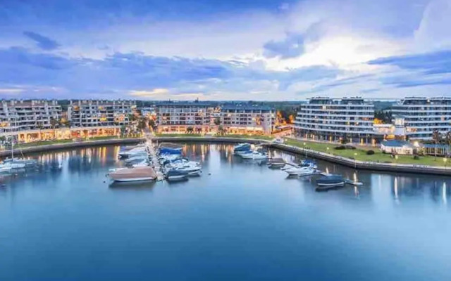 Tigre Center Tower - Con piscina y seguridad 24hs - Opcional cochera