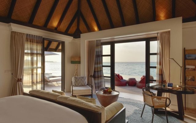 Four Seasons Resort Maldives At Kuda Huraa