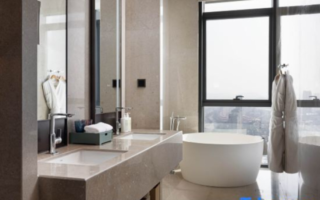 New World Jinzhou Hotel