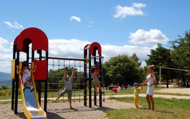 VVF Luberon Provence, Murs