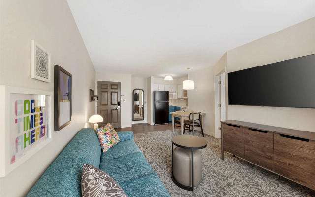 Sonesta ES Suites Austin The Domain Area