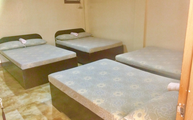 Vicente Aguirre Rooms