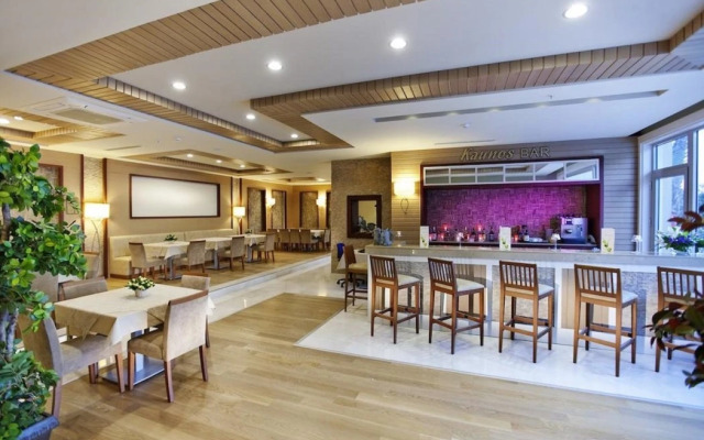 Quadas Hotel - Adults Only