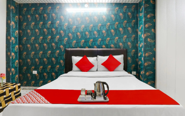 Flagship 93242 Hotel Comforties