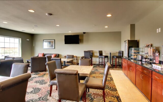 Cobblestone Hotel & Suites - Pecos