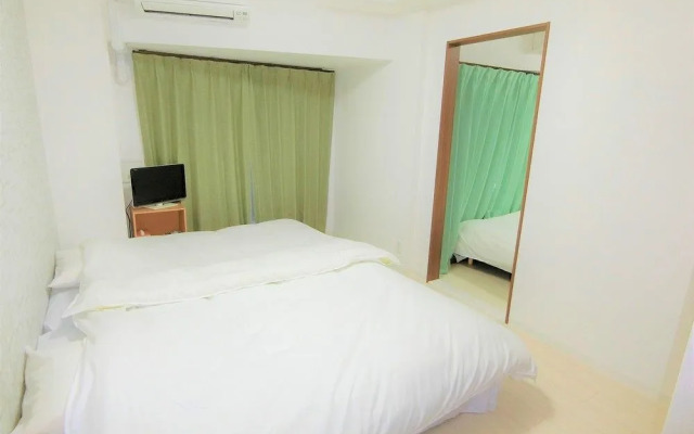 HR Front Regal Namba West