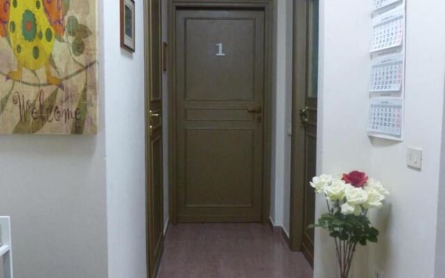 Airport Pisa Rooms
