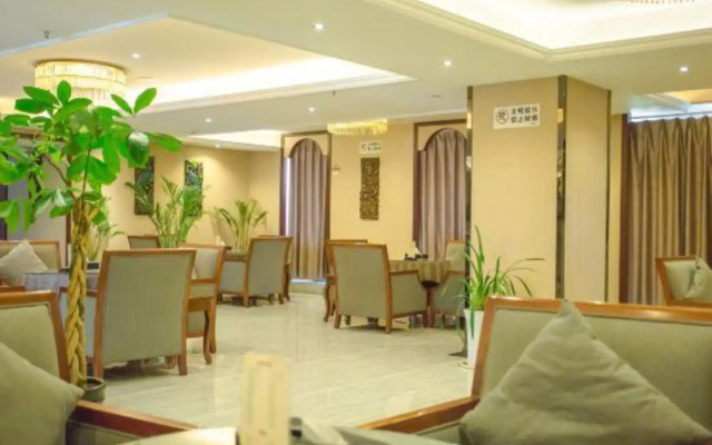 Langshen Hotel (Xichang Torch Square Haihe Sky Street)