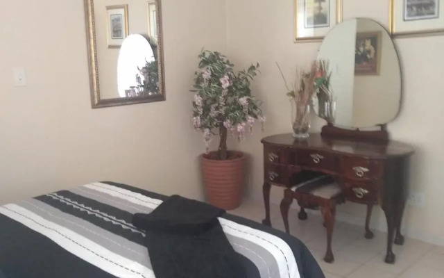 Henry's House on Sea