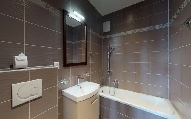 Modern Apartment in Prime Location