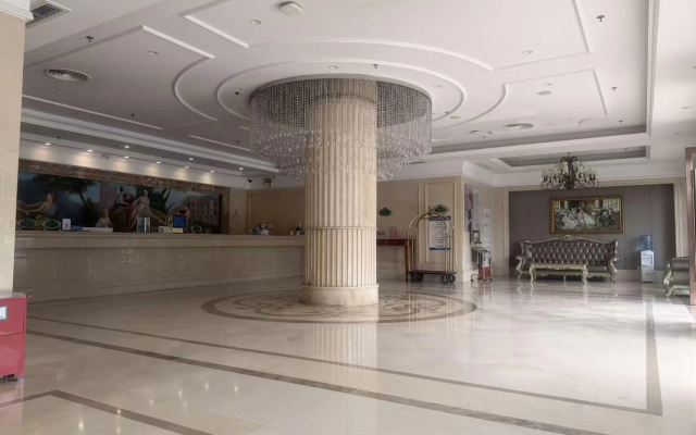 Vienna International Hotel (Slender Lake Dongguan Street Ancient Canal) – Lobby – Yangzhou