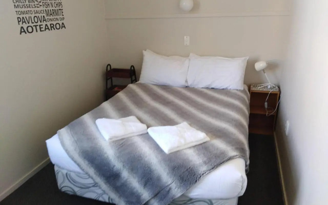 Hokitika Pioneer Hotel