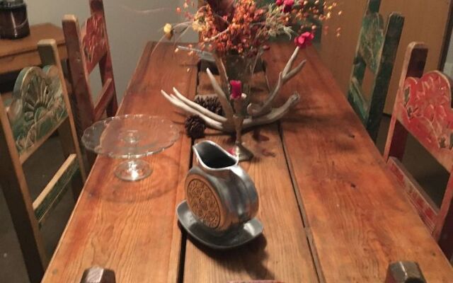 The Lodge at Lazy Bear Retreat