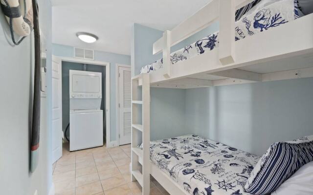 Laketown Wharf by iTrip