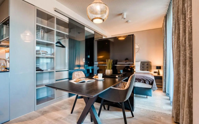 CLOUD No7 APARTMENTS