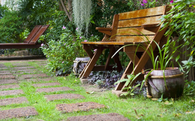 Zea Za Garden