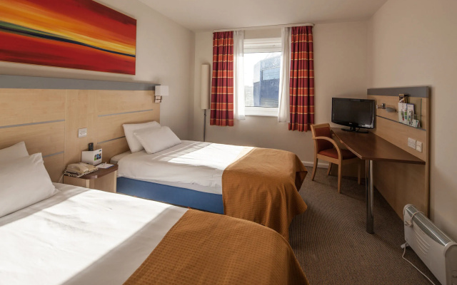 Holiday Inn Express Leicester - City by IHG
