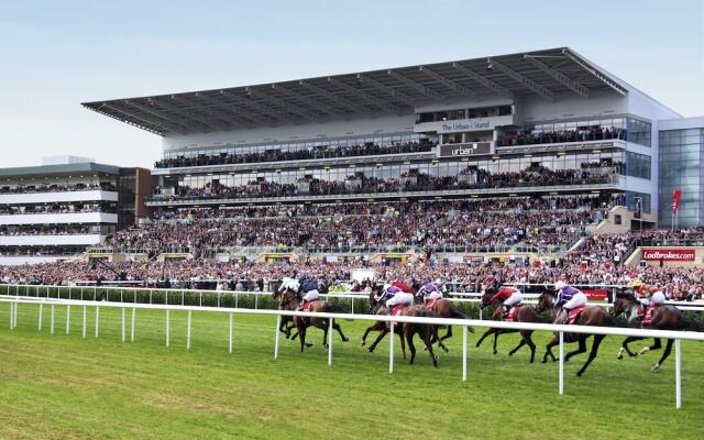 Travel Lettings - Dean House